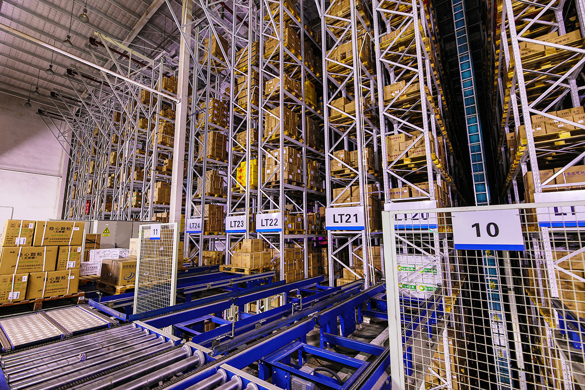 Automated warehouse systems