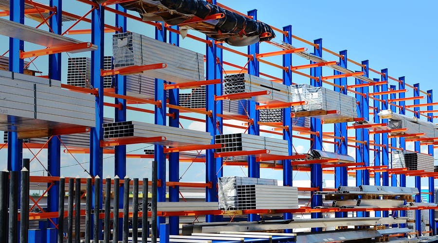 Cantilever pallet rack
